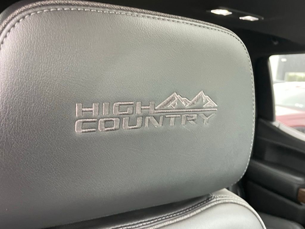 Used 2021 Chevrolet Silverado 1500 High Country w/ Technology Package image 19