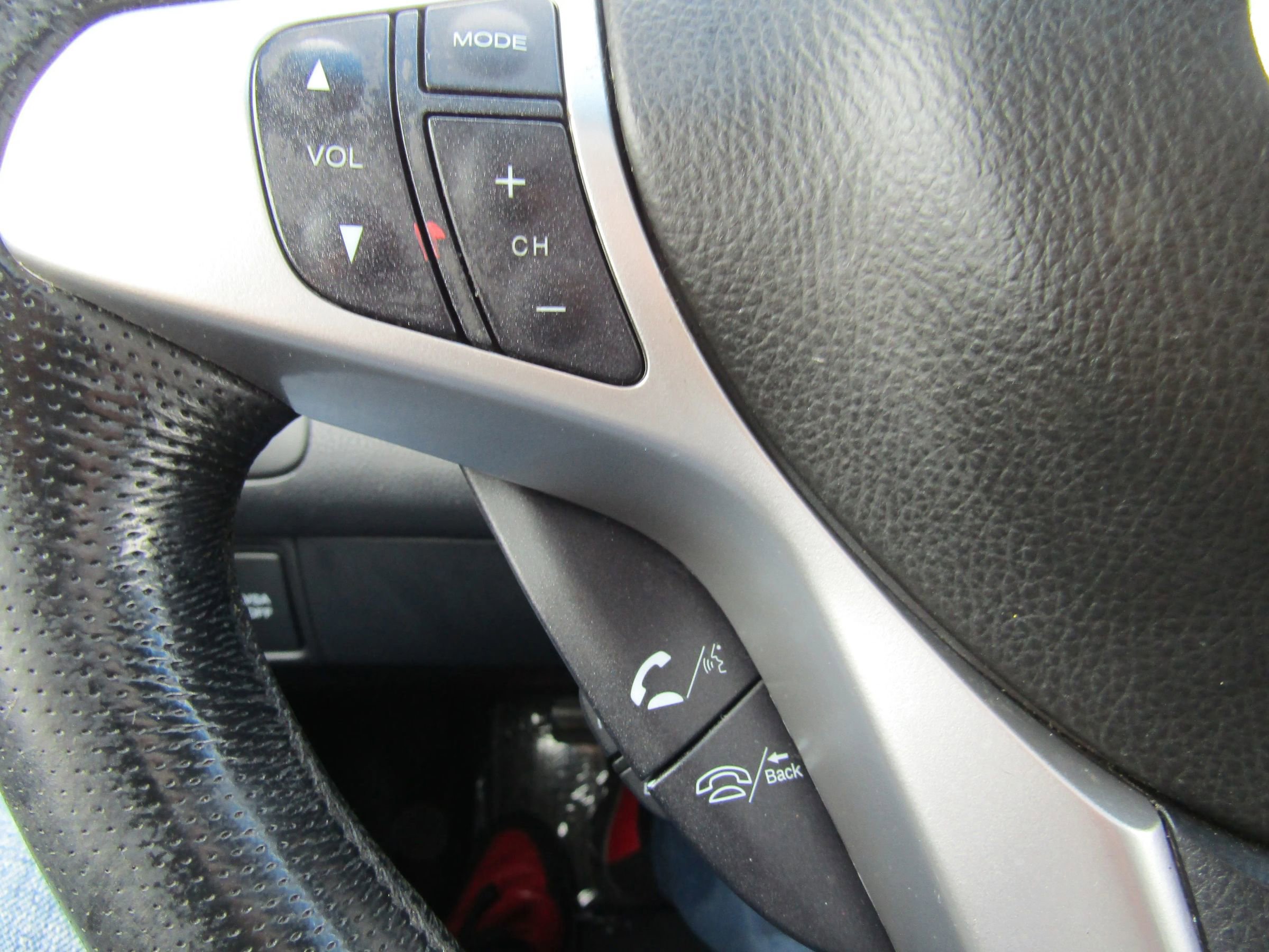 Used 2008 Acura RDX SH-AWD w/ Technology Package image 25