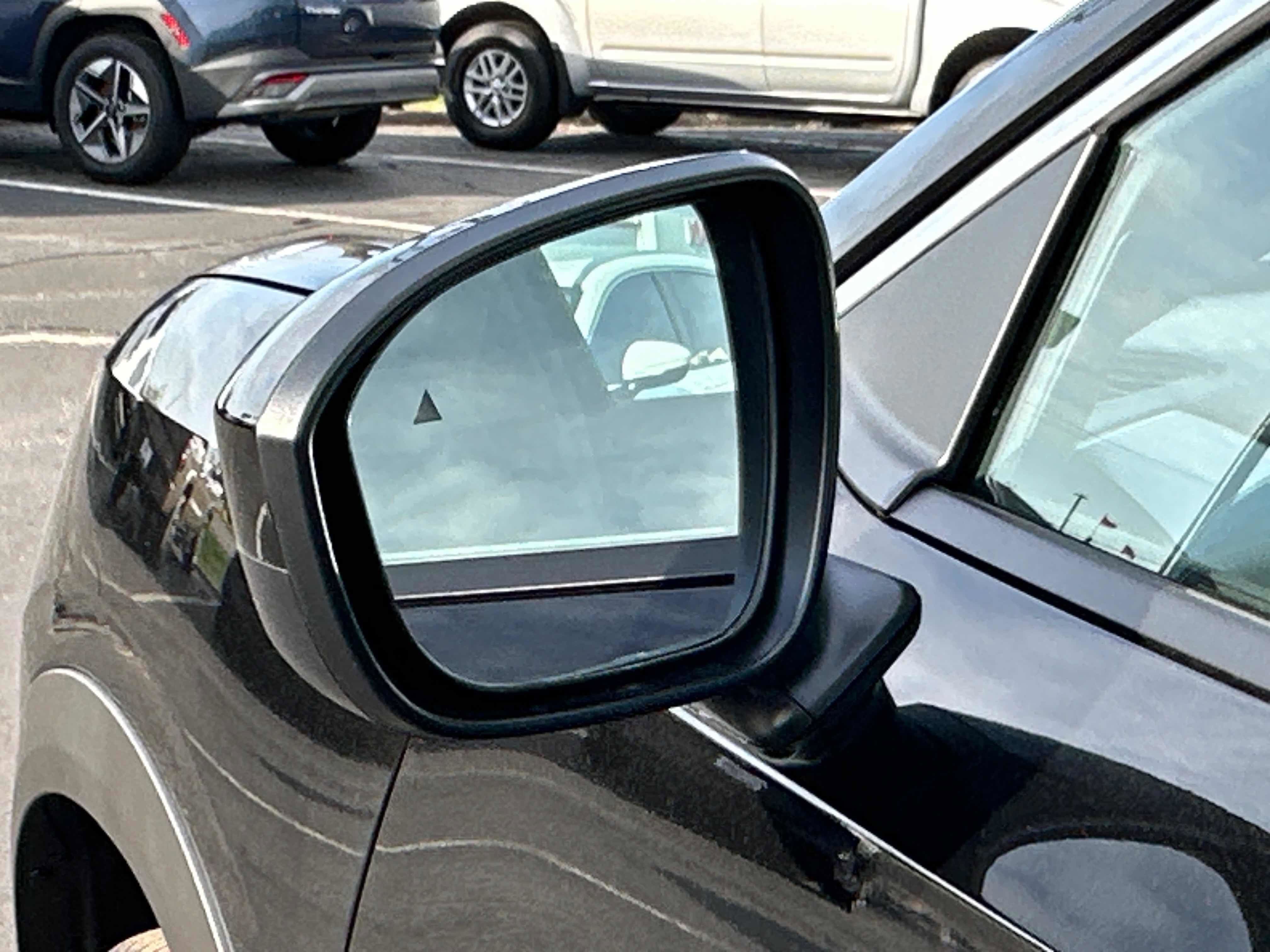 New 2026 Nissan Kicks SV w/ Cold Weather Package AWD/4WD image 11