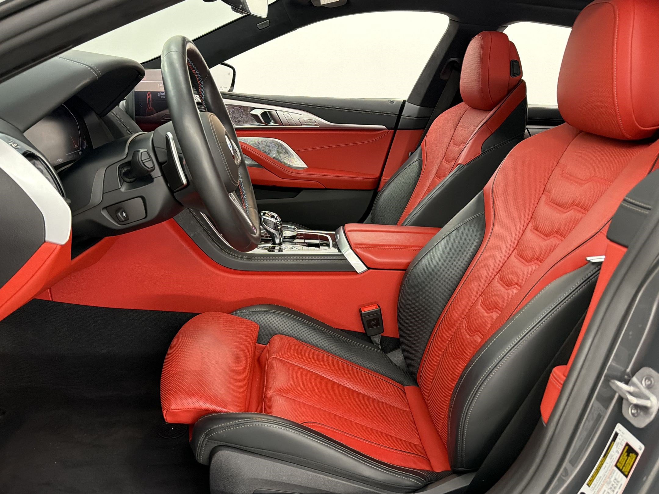 Certified 2025 BMW M850i xDrive AWD/4WD image 5