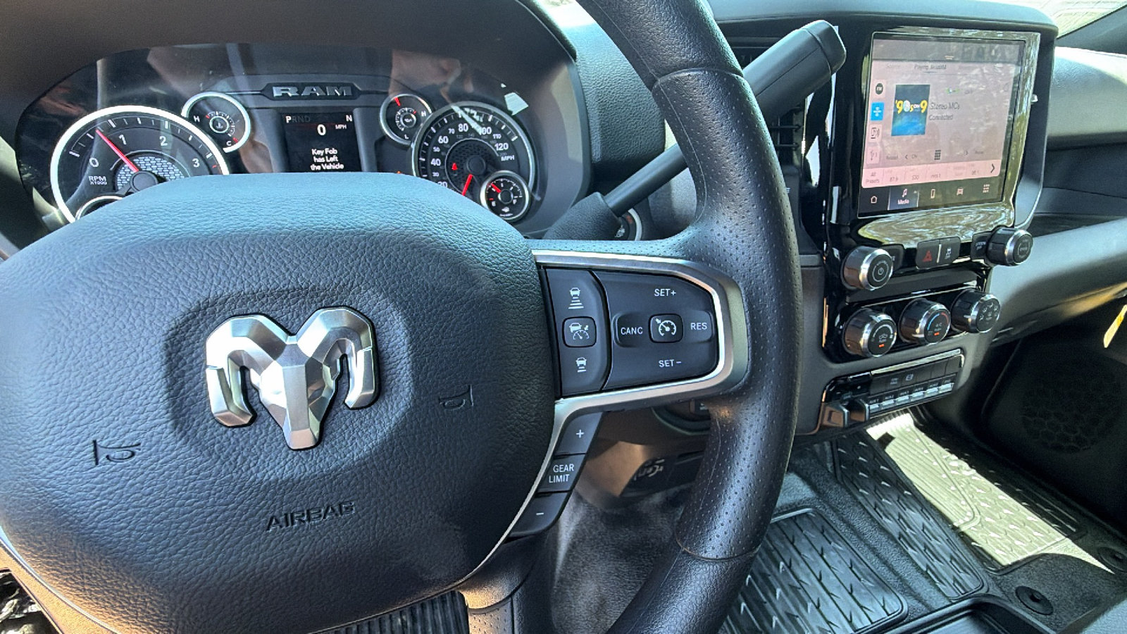 New 2026 RAM 5500 Tradesman w/ Chrome Appearance Group AWD/4WD image 24