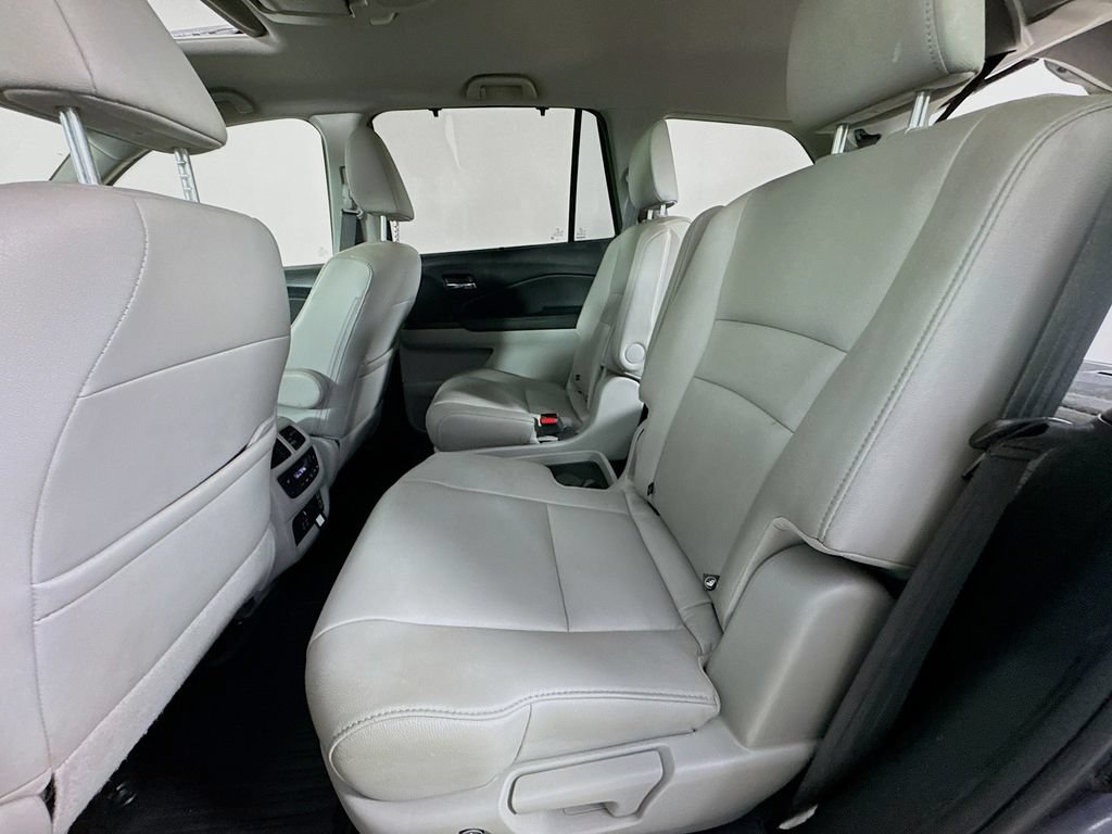 Used 2022 Honda Pilot Touring image 33