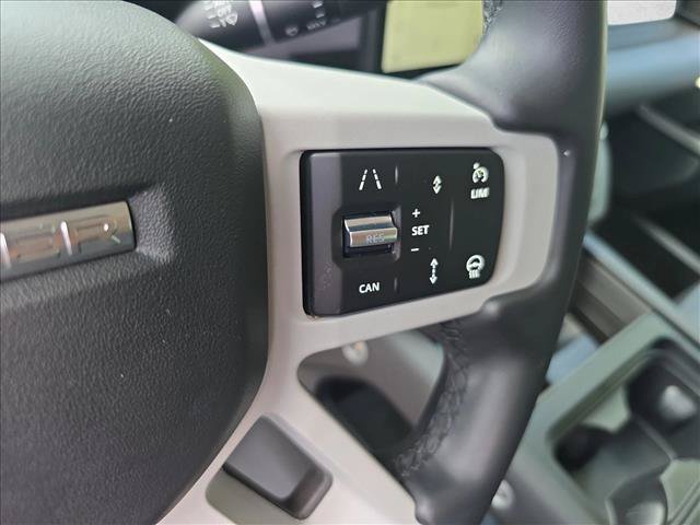 Used 2024 Land Rover Defender 110 X-Dynamic SE AWD/4WD image 18