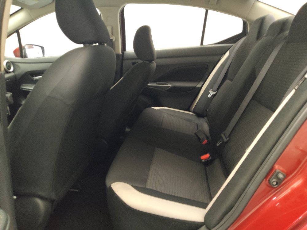 Used 2021 Nissan Versa SV FWD image 18