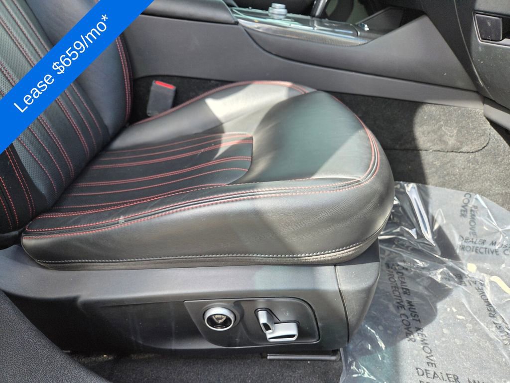 Used 2023 Maserati Levante GT image 12