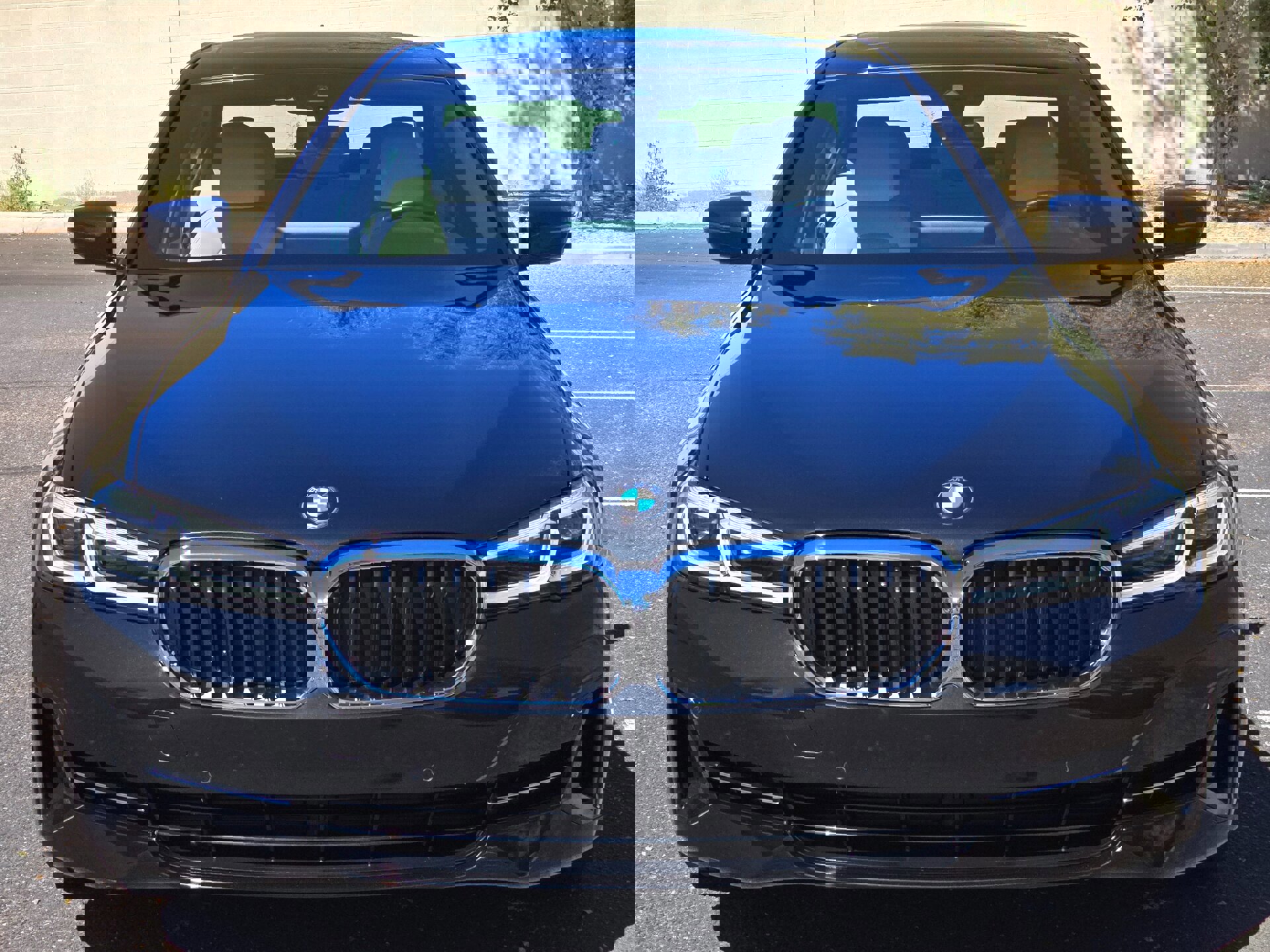 Used 2021 BMW 530e w/ Parking Assistance Package image 3