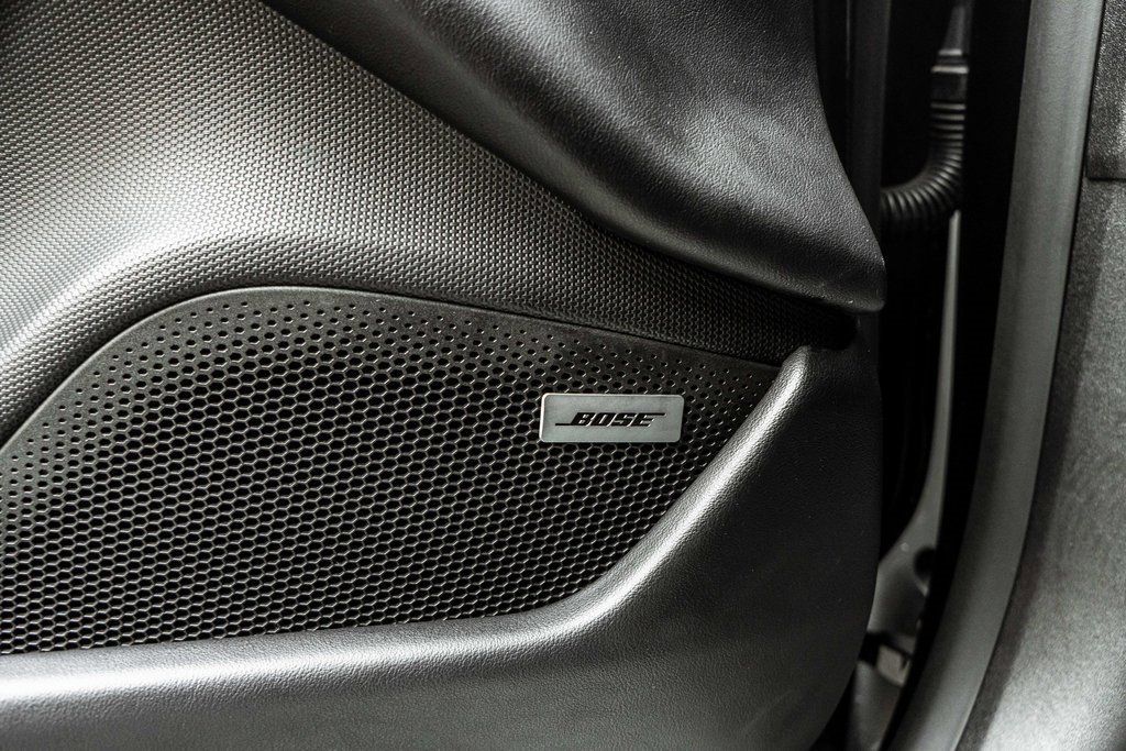 Used 2021 Porsche Taycan 4S image 21