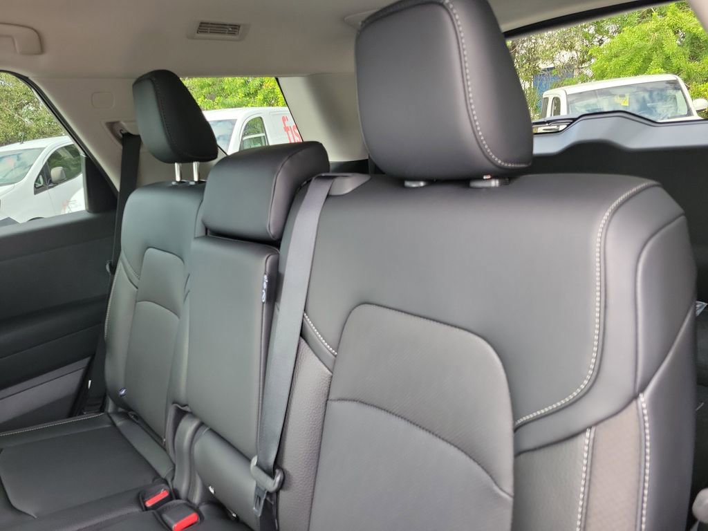 New 2026 Nissan Pathfinder SL AWD/4WD image 17