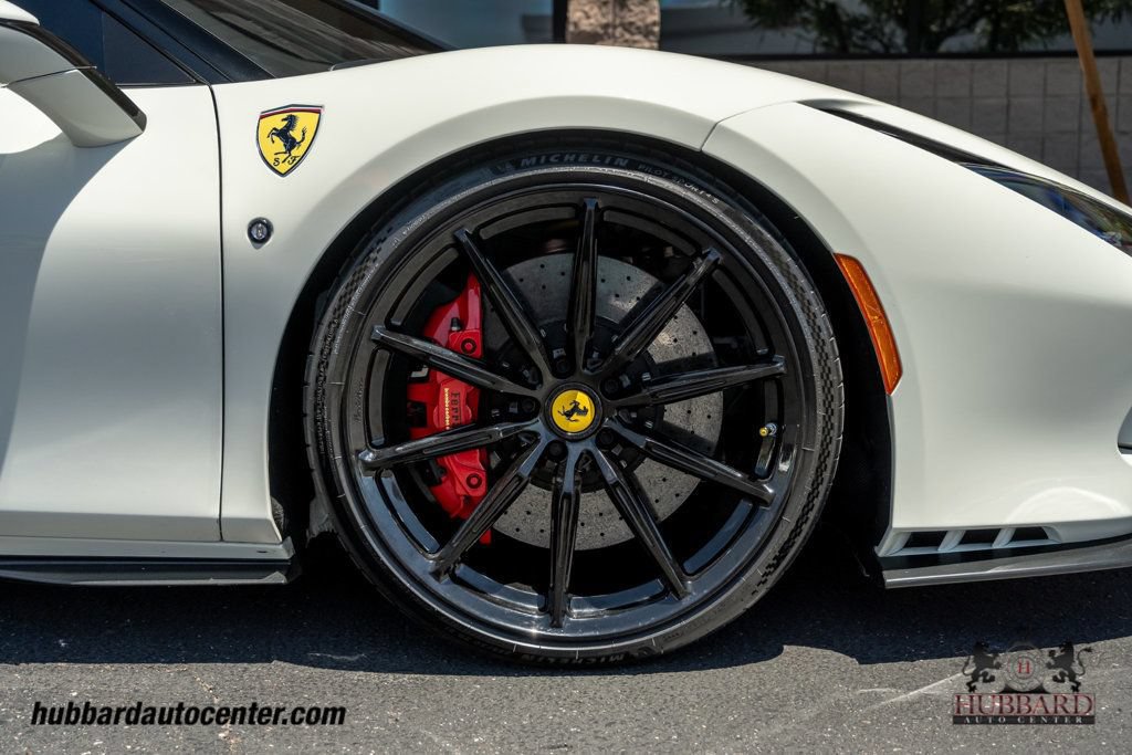 Used 2020 Ferrari F8 Tributo RWD image 15