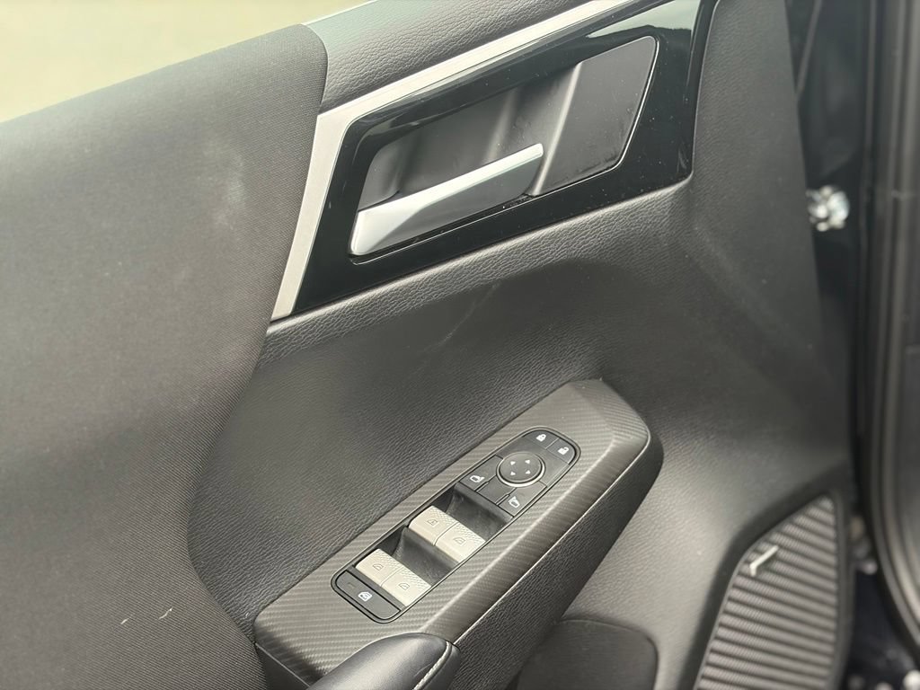 Used 2025 Mitsubishi Outlander ES AWD/4WD image 20