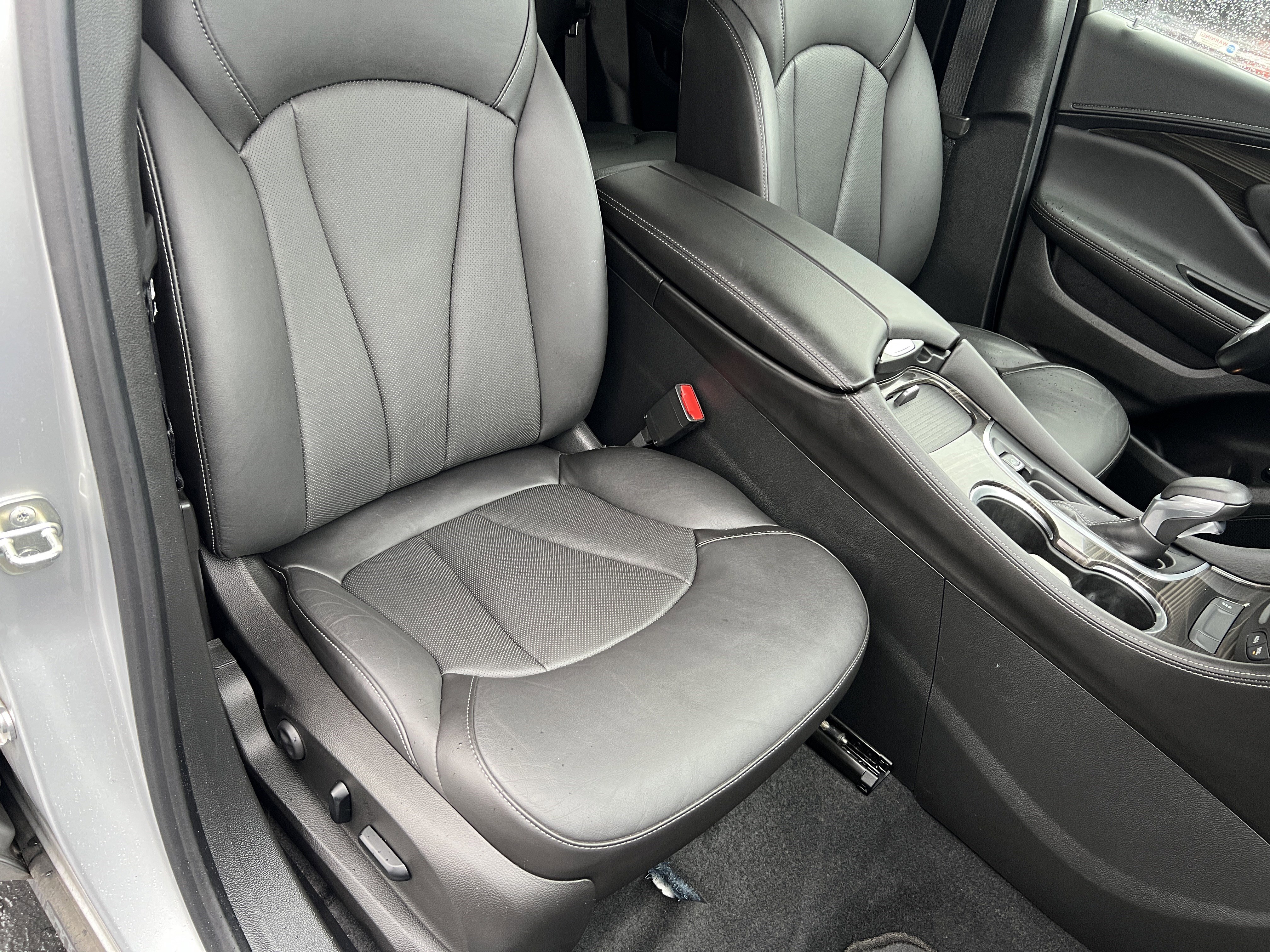 Used 2019 Buick Envision Premium w/ LPO, Active Package image 23