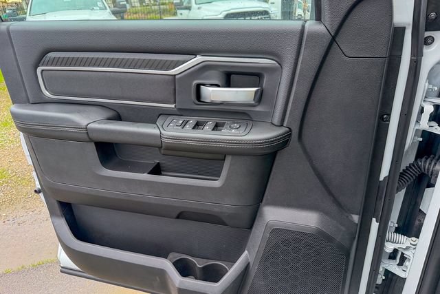 New 2026 RAM 2500 Big Horn AWD/4WD image 16