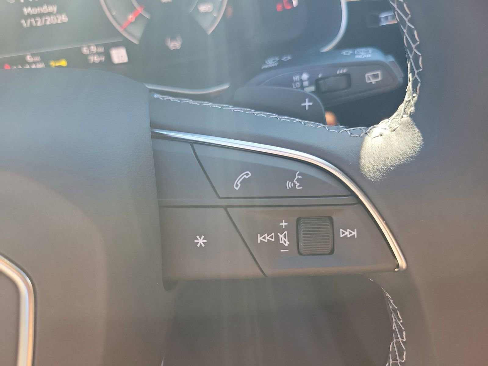 New 2026 Audi Q7 3.0T Premium Plus AWD/4WD image 24