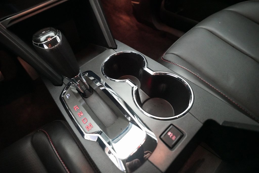 Used 2016 GMC Terrain SLT image 16