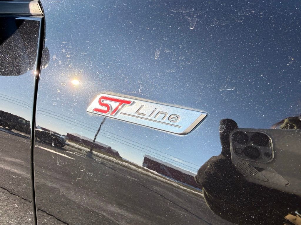 Certified 2023 Ford Escape ST-Line w/ Tech Pack #1 image 11