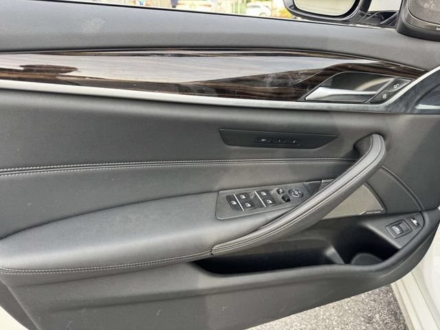 Used 2023 BMW 530e RWD image 22