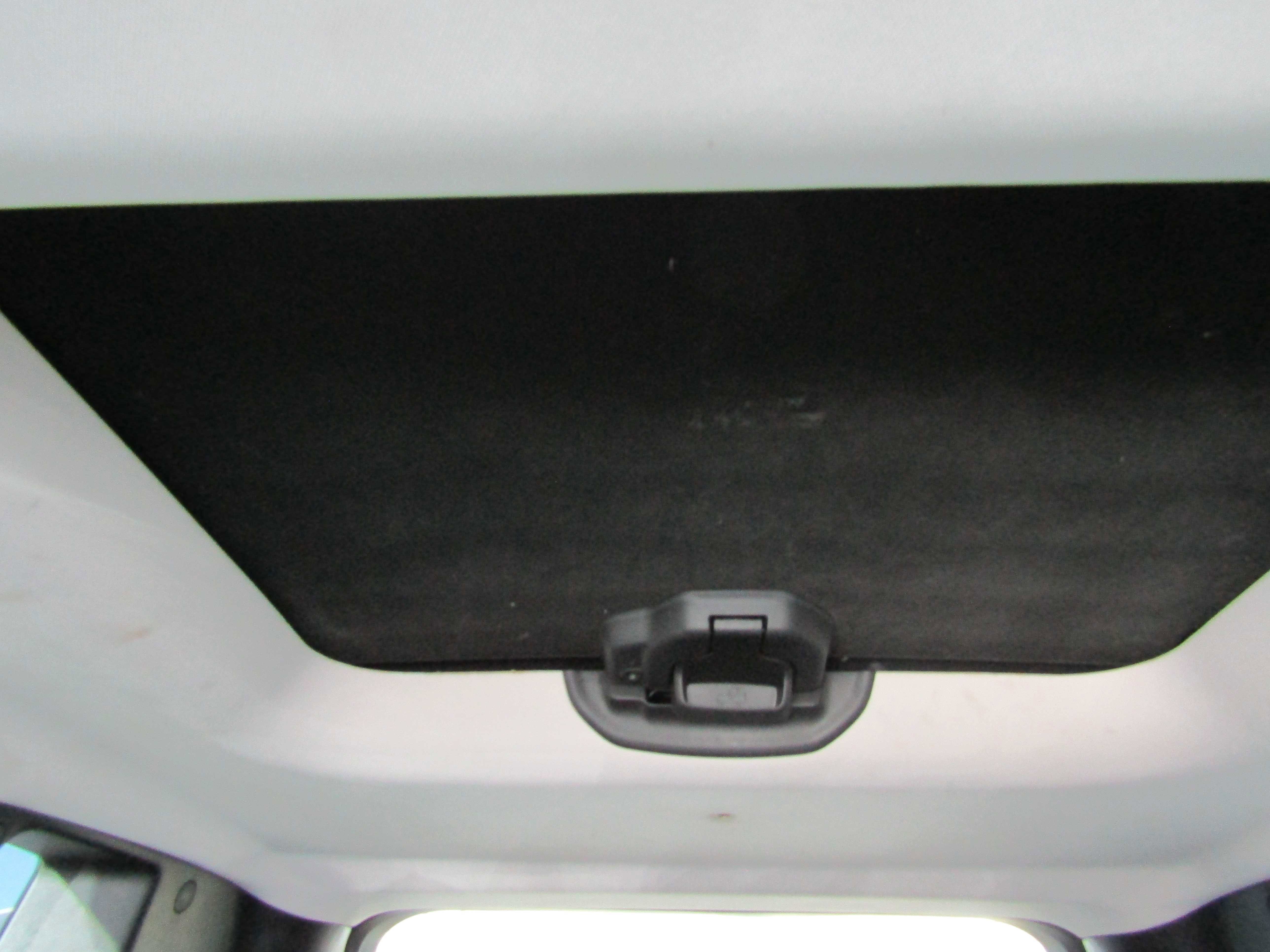 Used 2016 Jeep Renegade 75th Anniversary image 26