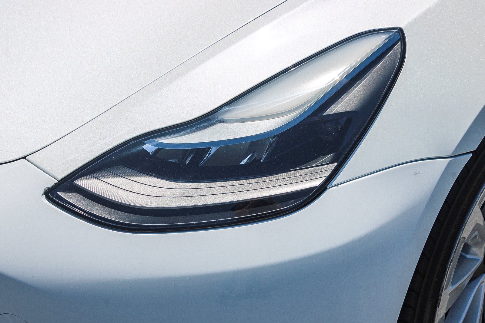 Used 2023 Tesla Model 3 Standard Range RWD image 5