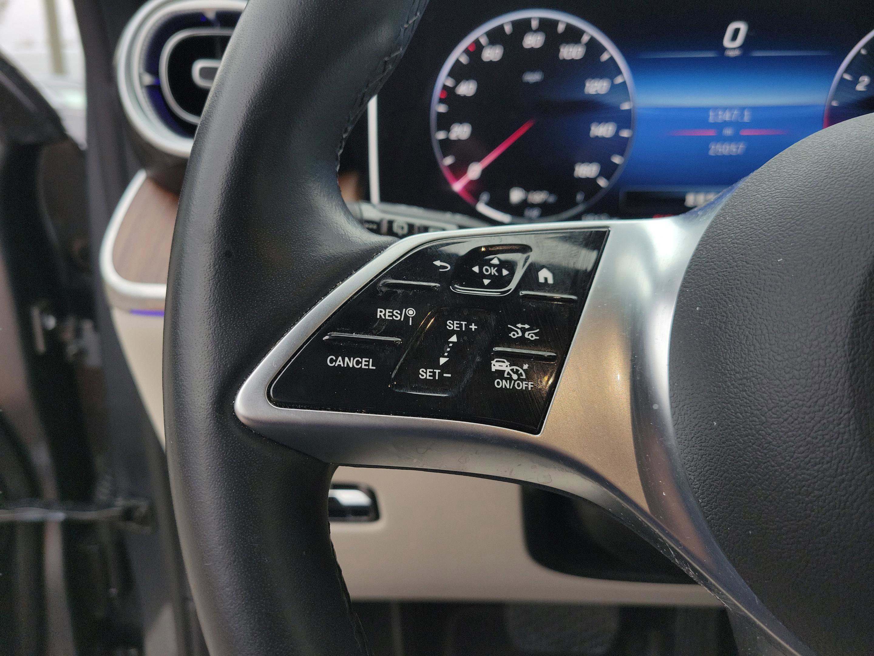 Certified 2023 Mercedes-Benz GLC 300 4MATIC image 29