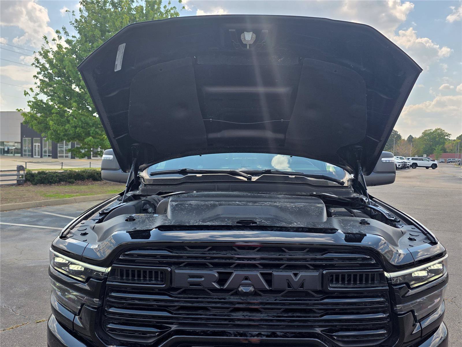 New 2026 RAM 2500 Laramie w/ Night Edition AWD/4WD image 37