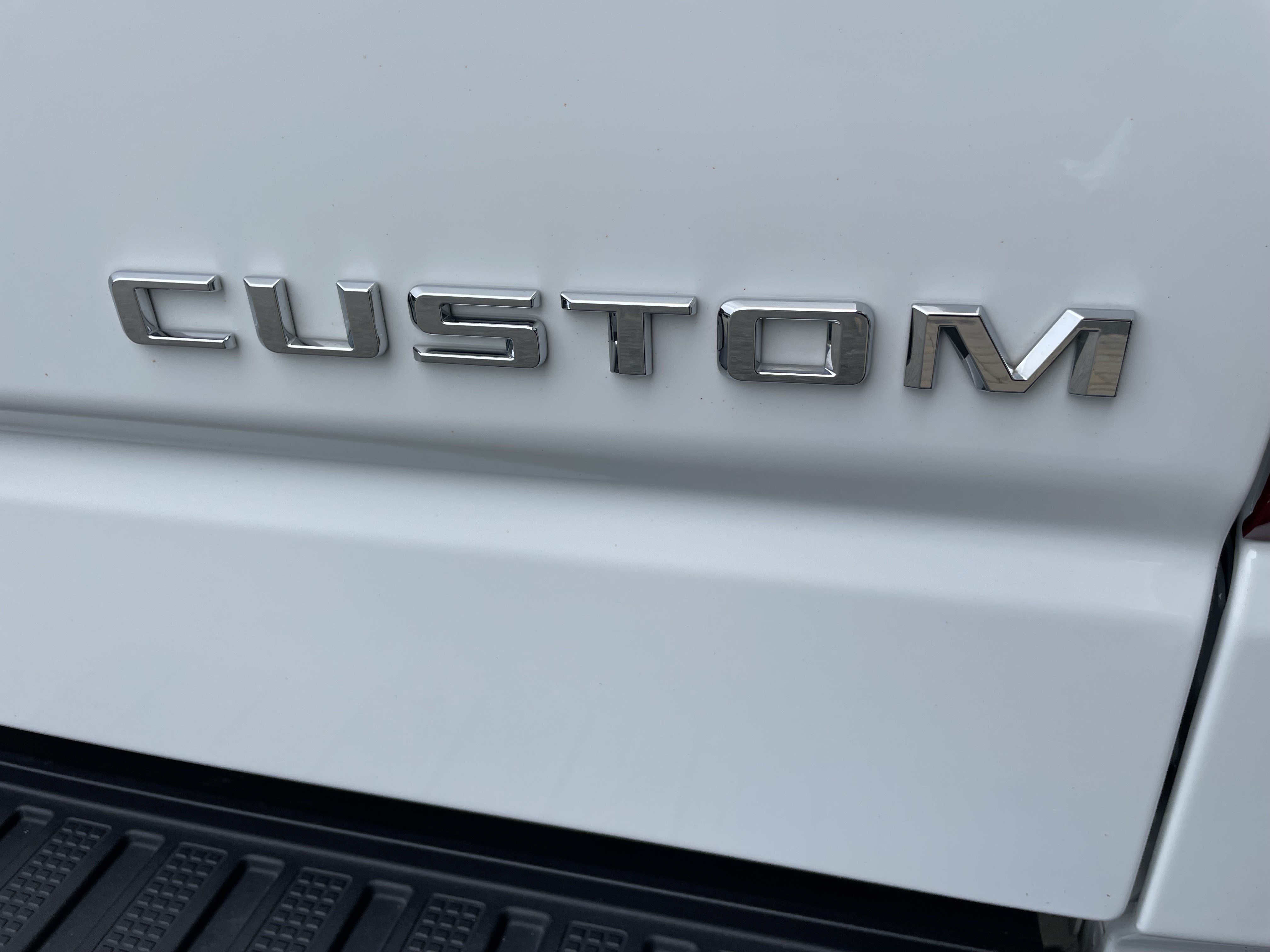 Used 2024 Chevrolet Silverado 1500 Custom Trail Boss AWD/4WD image 36