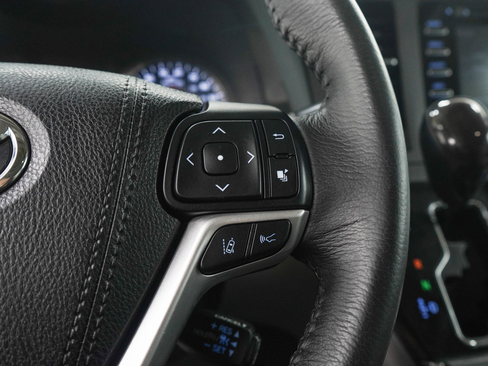 Used 2018 Toyota Sienna XLE FWD image 26