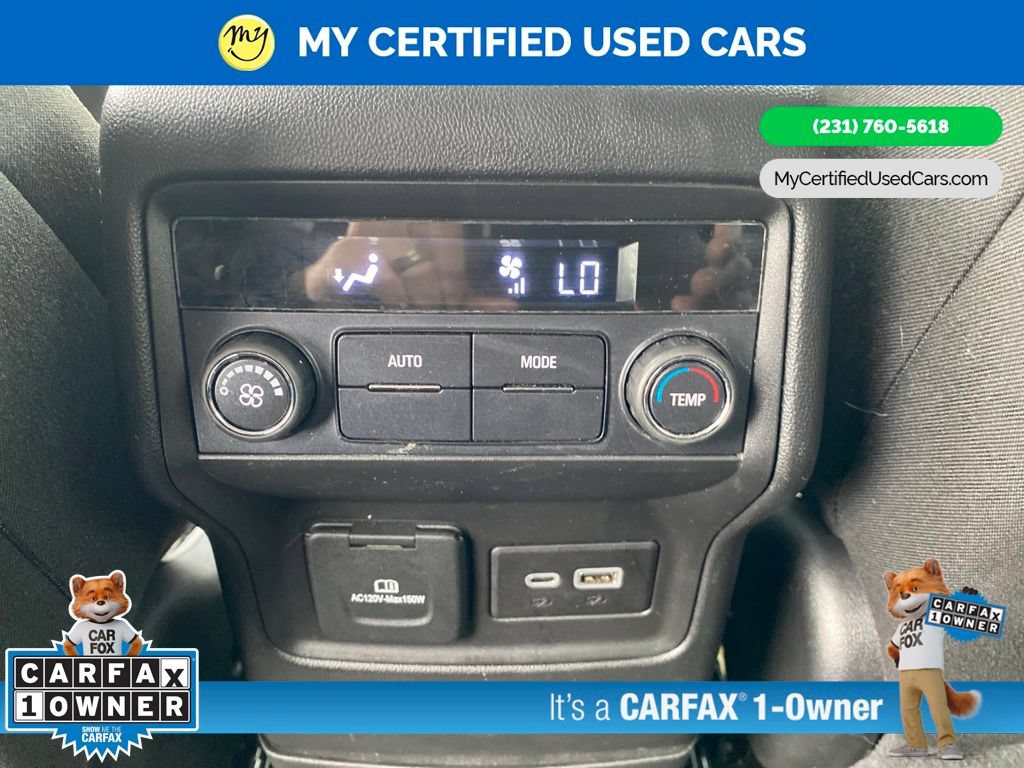 Used 2023 GMC Acadia SLE w/ Driver Convenience Package FWD image 20