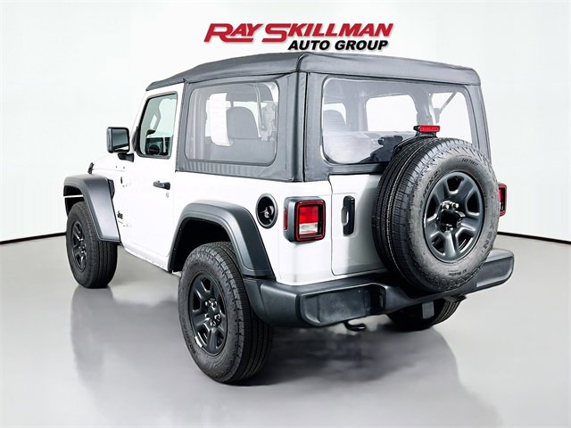 Used 2025 Jeep Wrangler Sport image 5