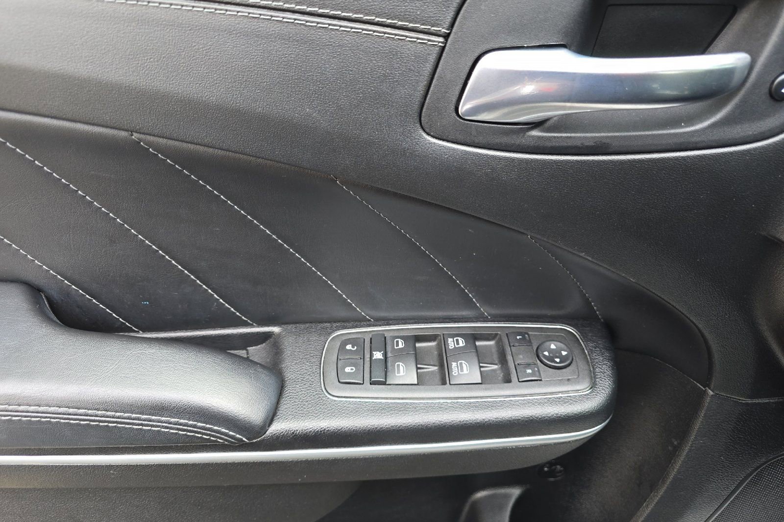 Used 2021 Dodge Charger GT w/ Plus Group image 12