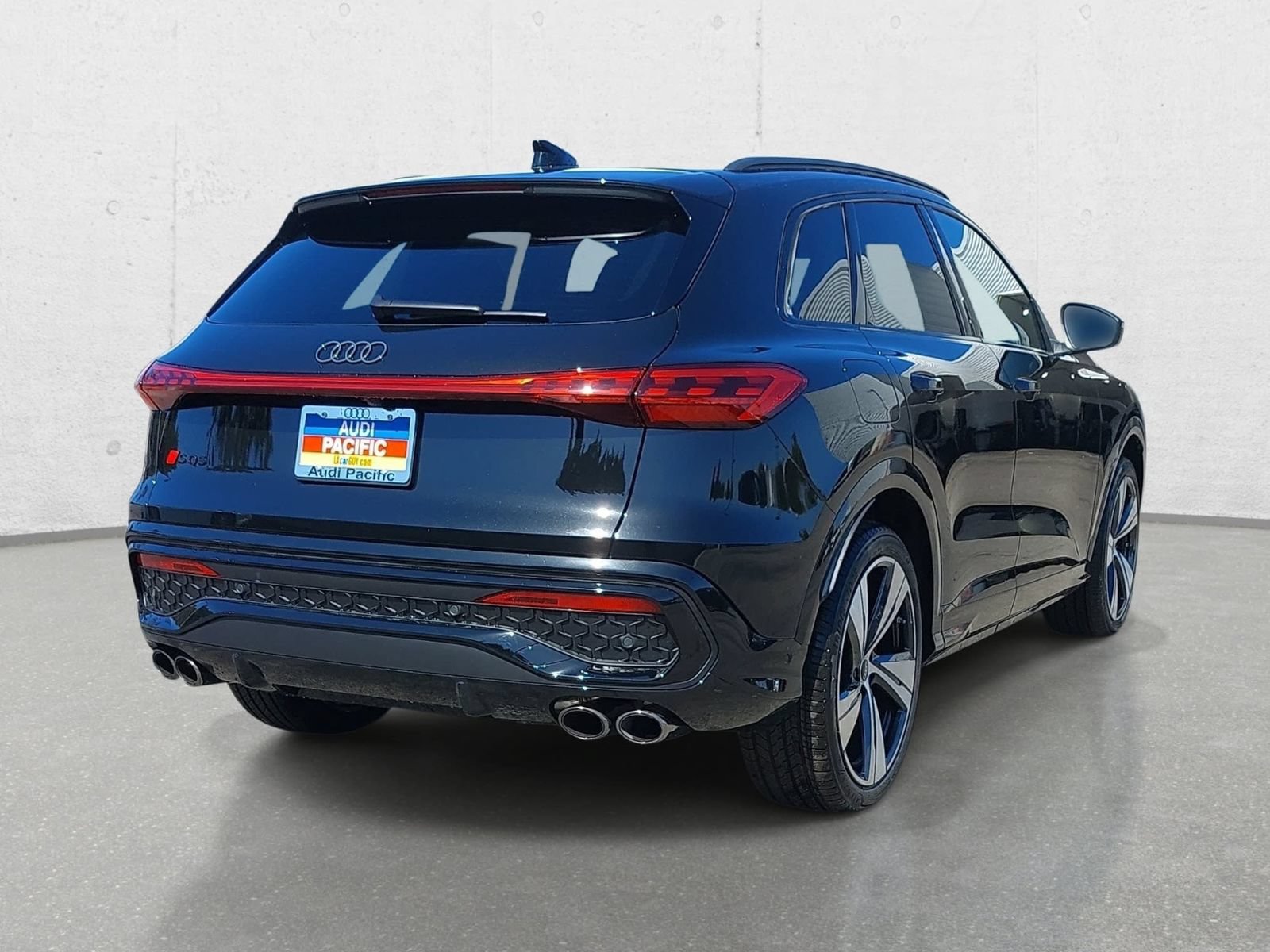 New 2026 Audi SQ5 Premium Plus AWD/4WD image 5