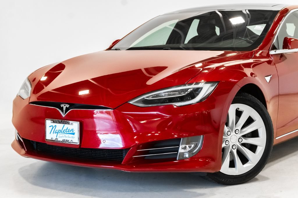 Used 2017 Tesla Model S 100D AWD/4WD image 2