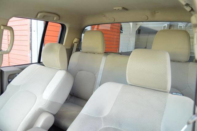 Used 2013 Nissan Frontier SV AWD/4WD image 39