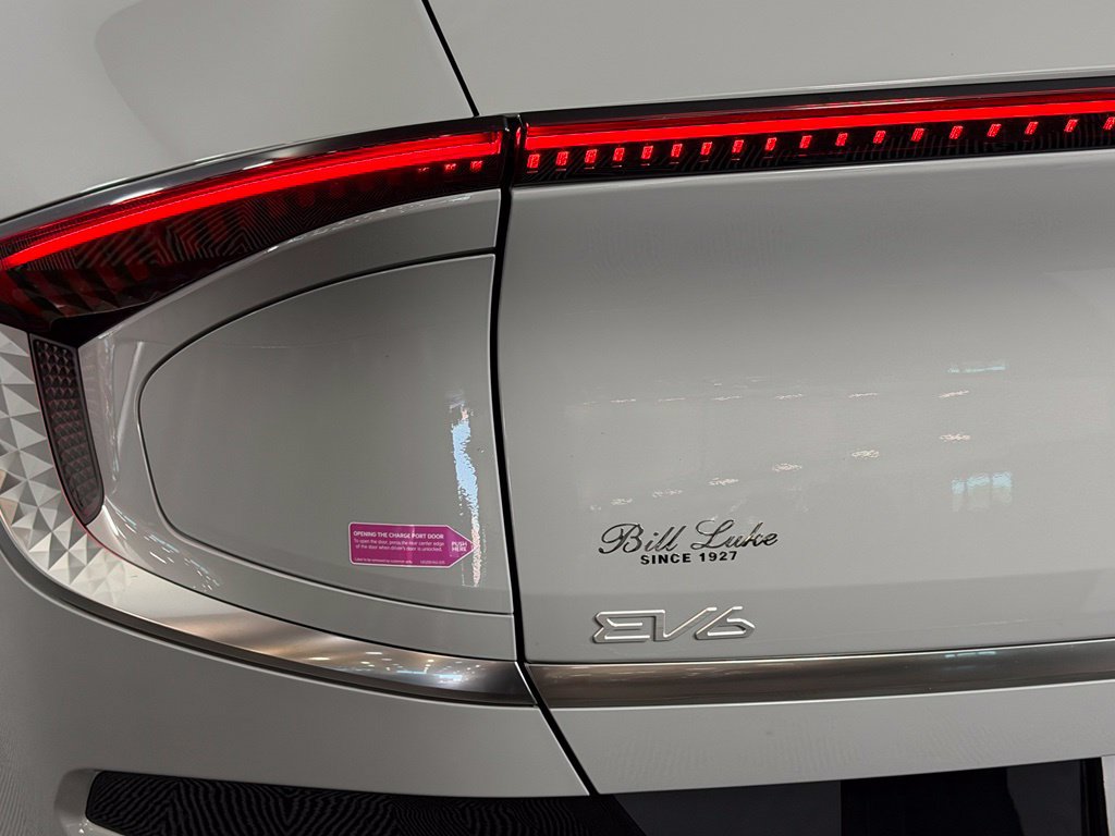 Used 2025 Kia EV6 Wind RWD image 11