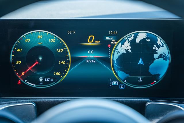 Used 2023 Mercedes-Benz GLB 250 4MATIC image 51