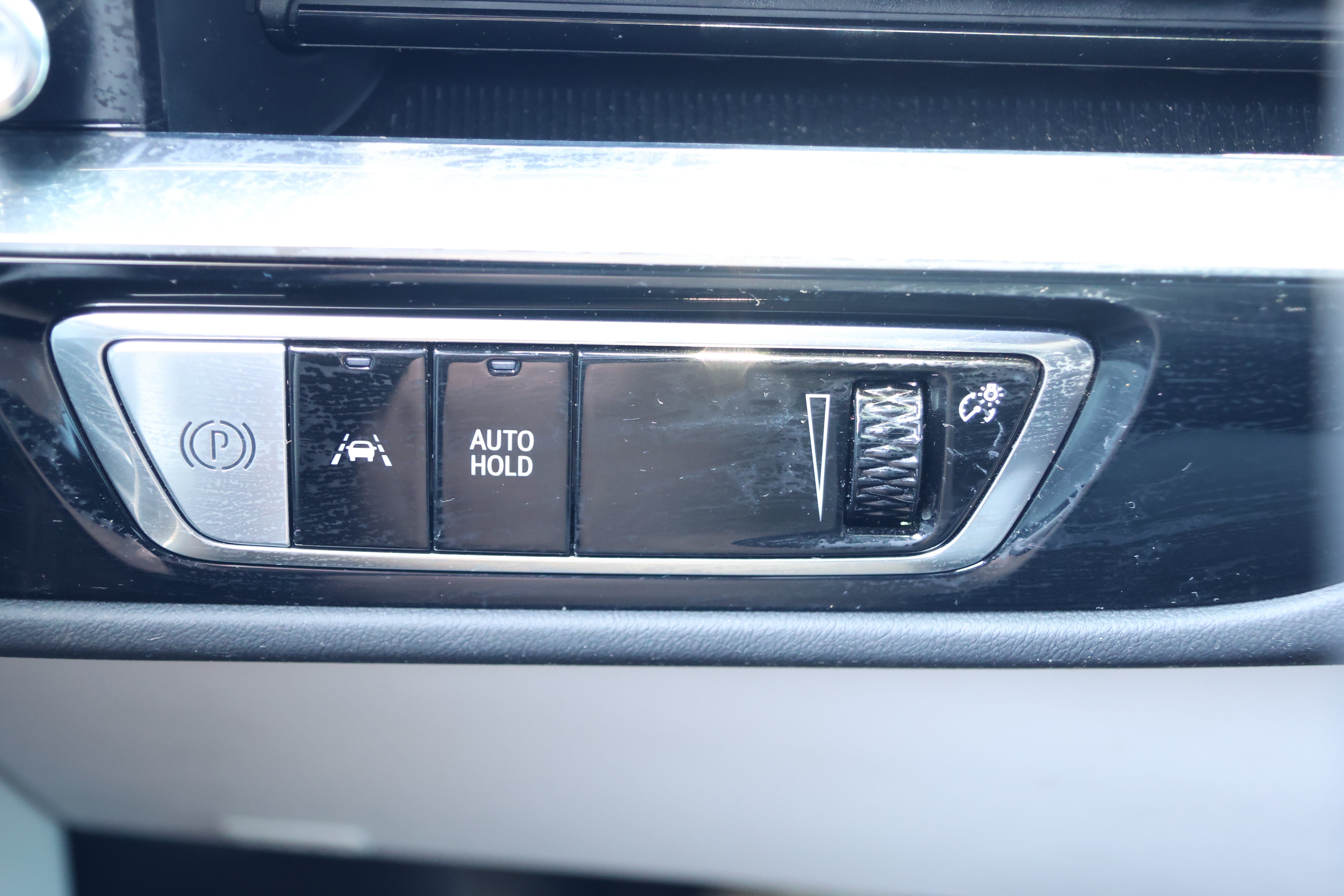 Used 2024 Cadillac Lyriq Luxury RWD image 15
