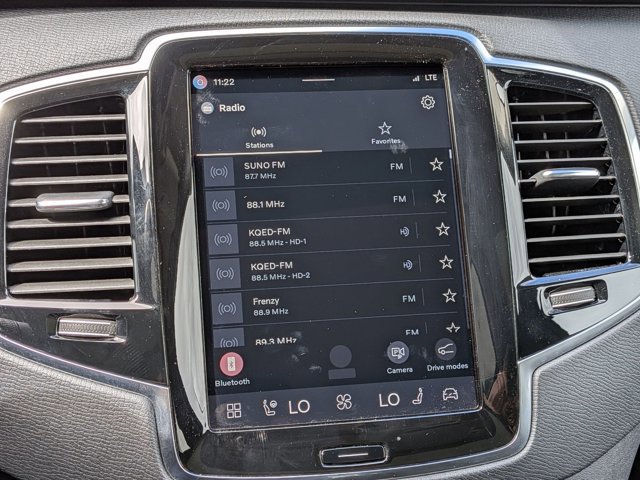 Used 2023 Volvo XC90 T8 Plus w/ Protection Package Premier image 13