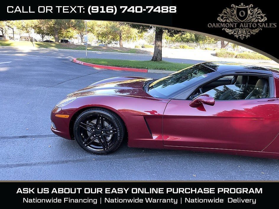 Used 2006 Chevrolet Corvette Coupe w/ Preferred Equipment Group RWD image 6
