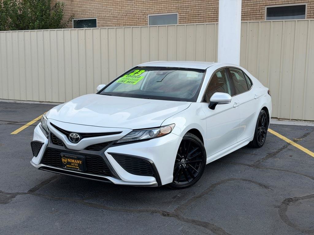 Used 2023 Toyota Camry XSE FWD image 7