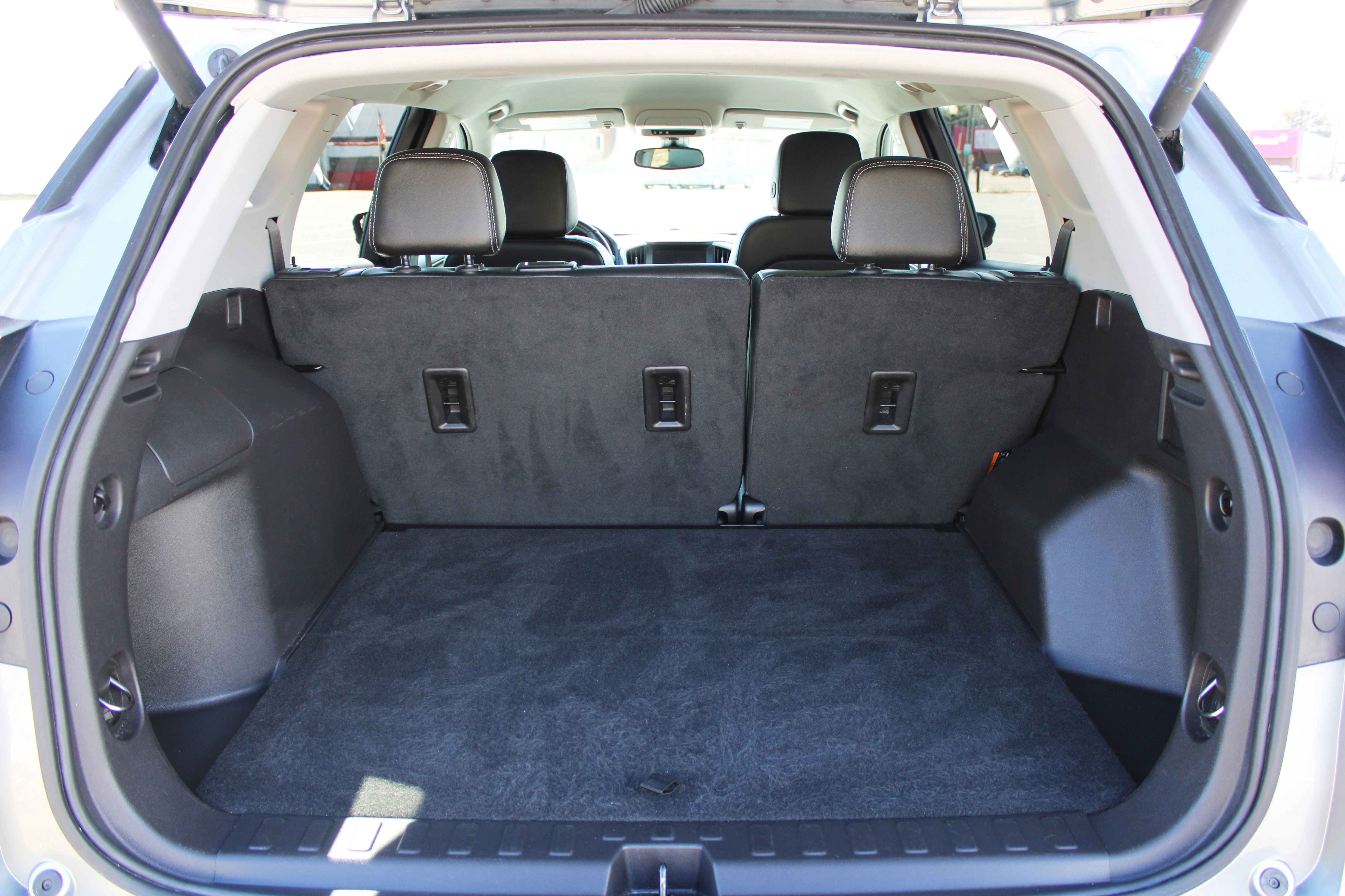 Used 2024 GMC Terrain SLT image 4