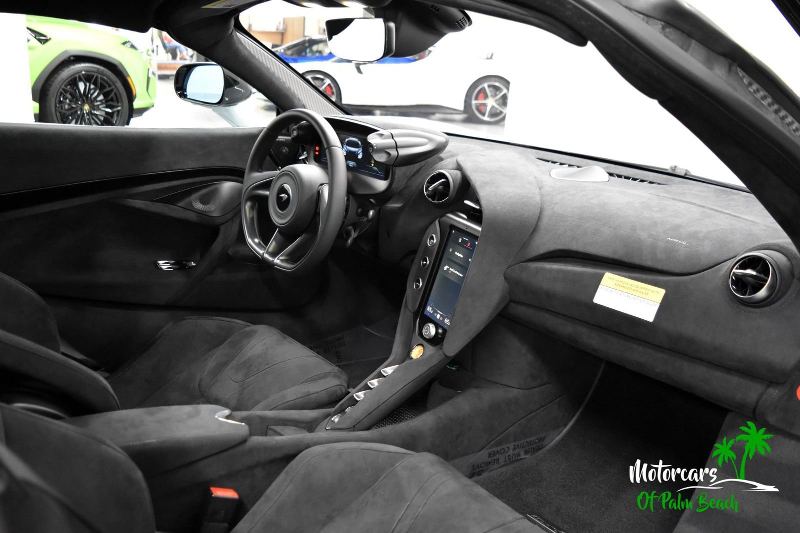 Used 2025 McLaren 750S image 27