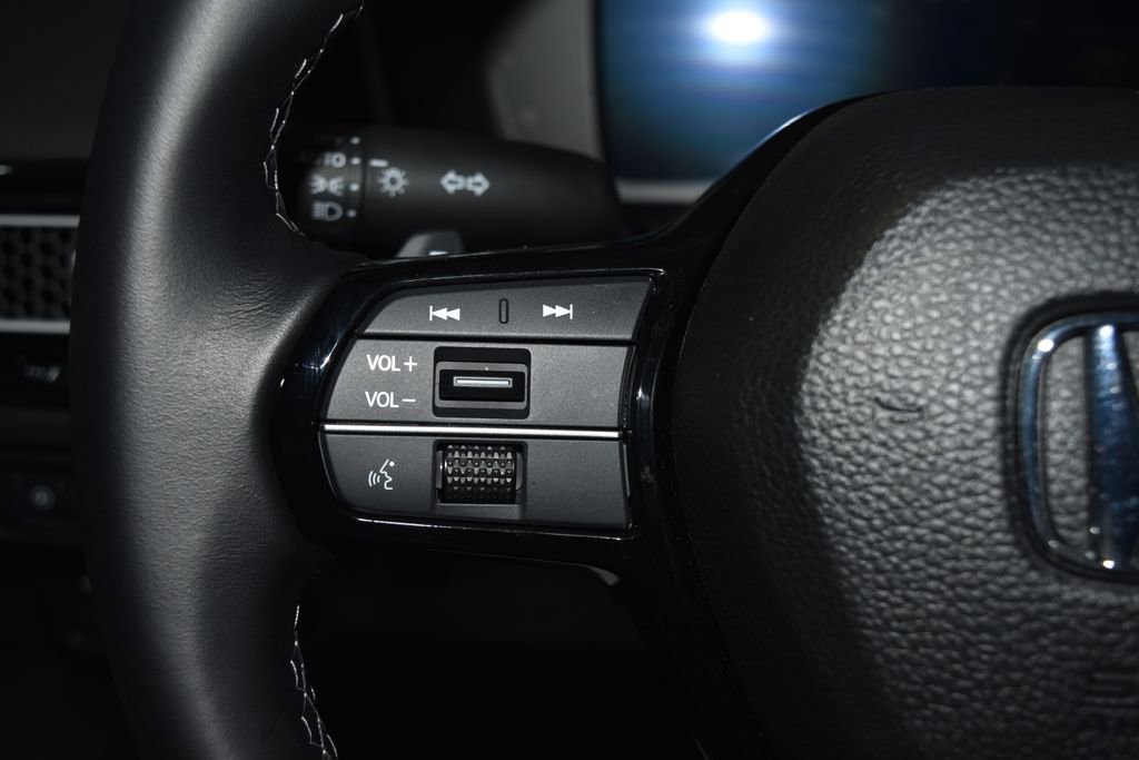 Used 2025 Honda Civic Sport Touring image 9
