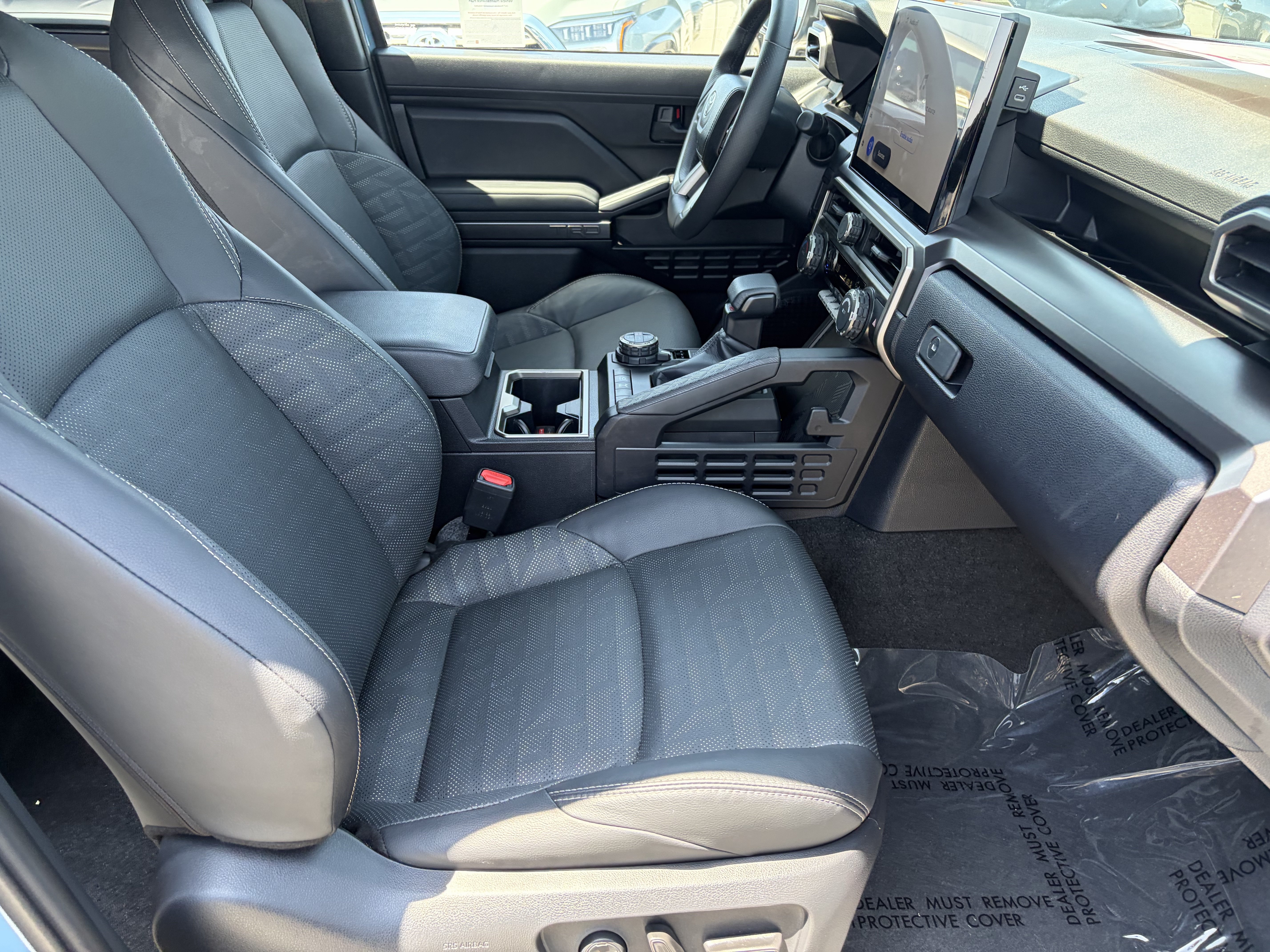 Certified 2025 Toyota 4Runner TRD Off-Road Premium AWD/4WD image 10
