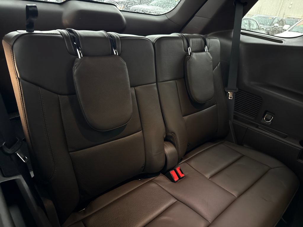 Used 2023 Ford Explorer King Ranch w/ Technology Package RWD image 30