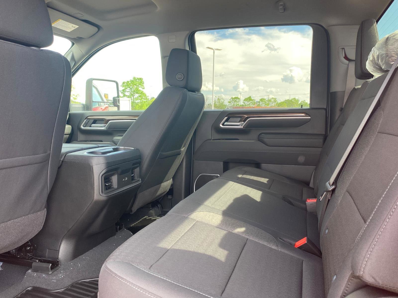 New 2026 Chevrolet Silverado 3500 LT w/ Trail Boss Package AWD/4WD image 21