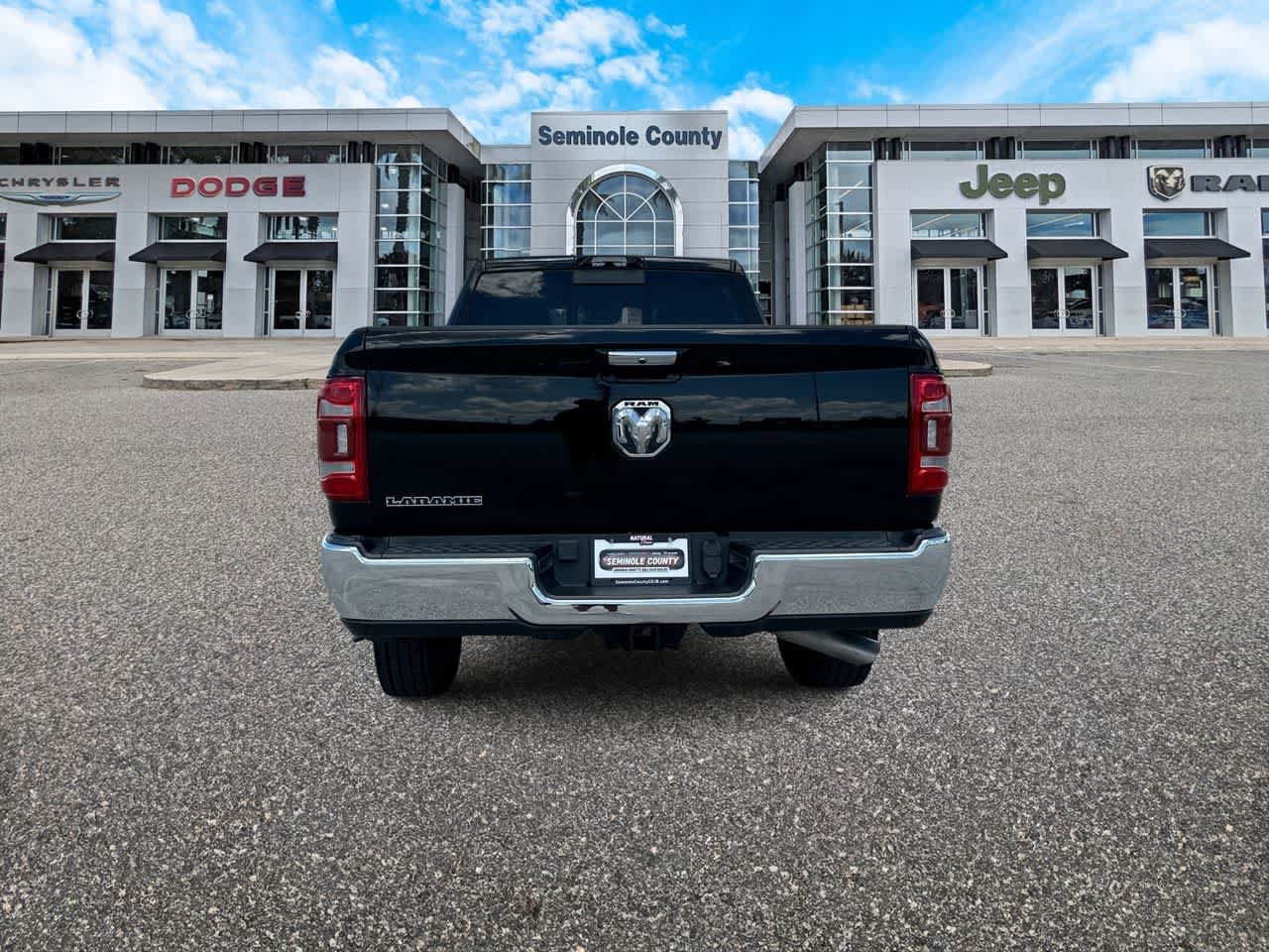 Certified 2022 RAM 3500 Laramie RWD image 7