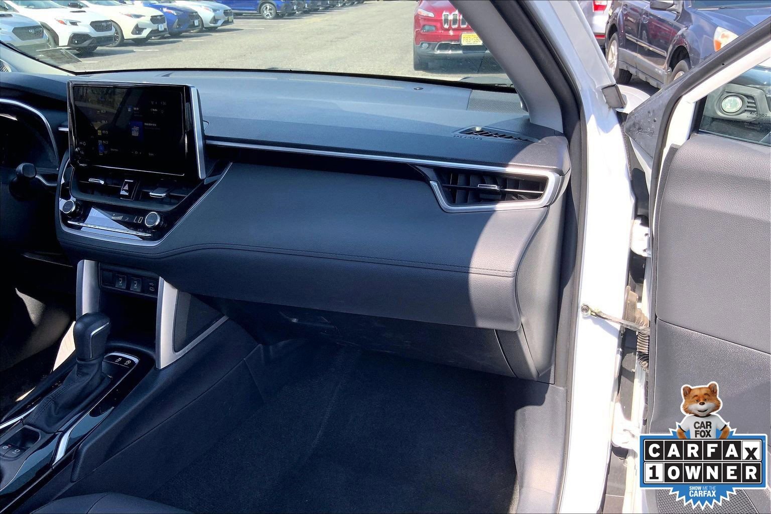 Used 2023 Toyota Corolla Cross XLE w/ Convenience Package image 19
