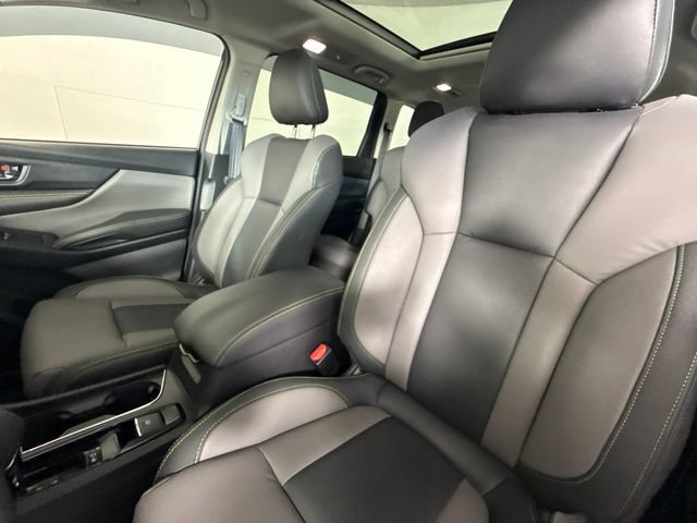Used 2025 Subaru Ascent Onyx Edition AWD/4WD image 17