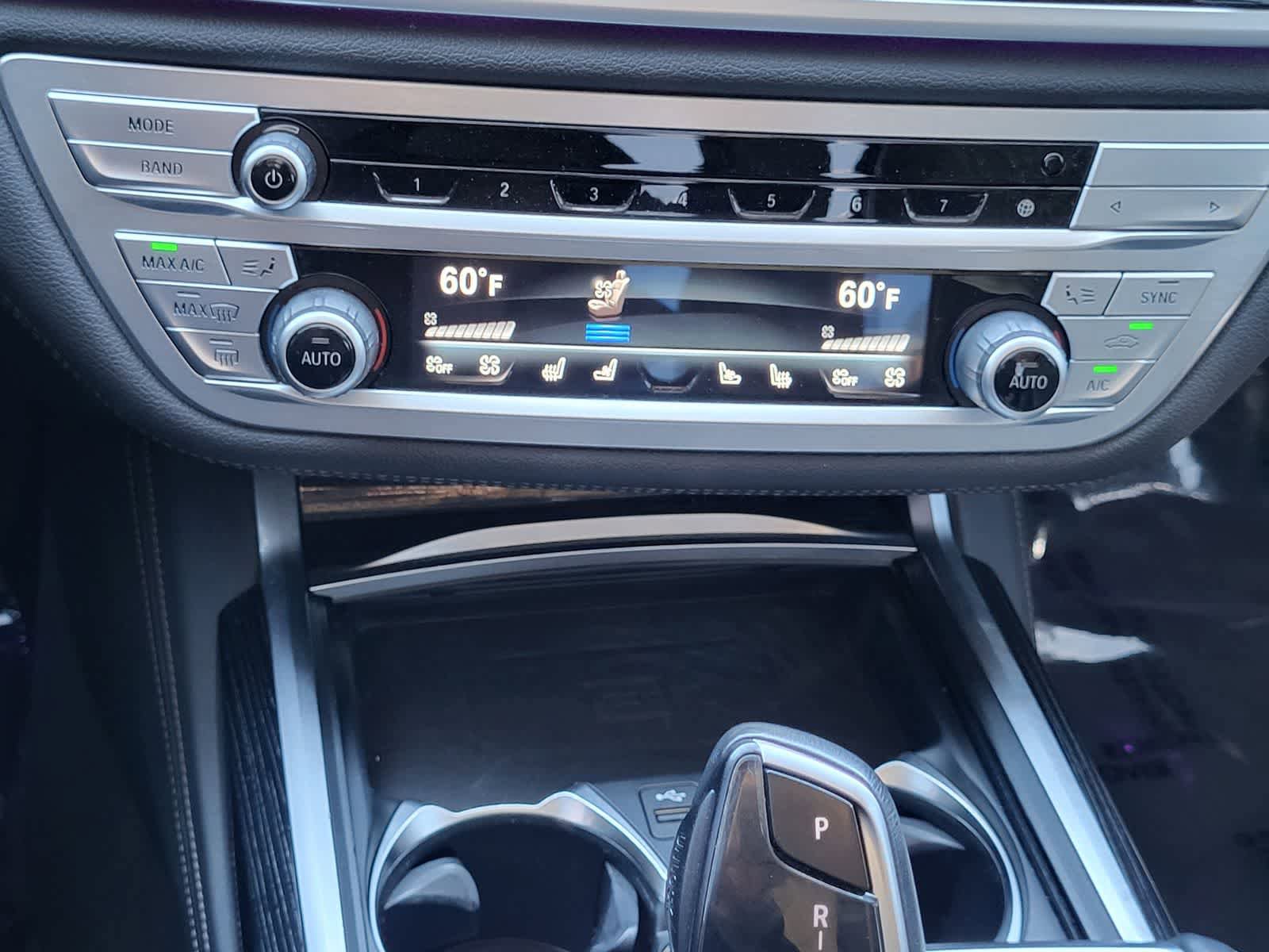 Used 2022 BMW 740i RWD image 21