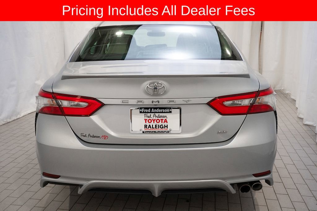 Used 2018 Toyota Camry SE w/ Convenience Package FWD image 4