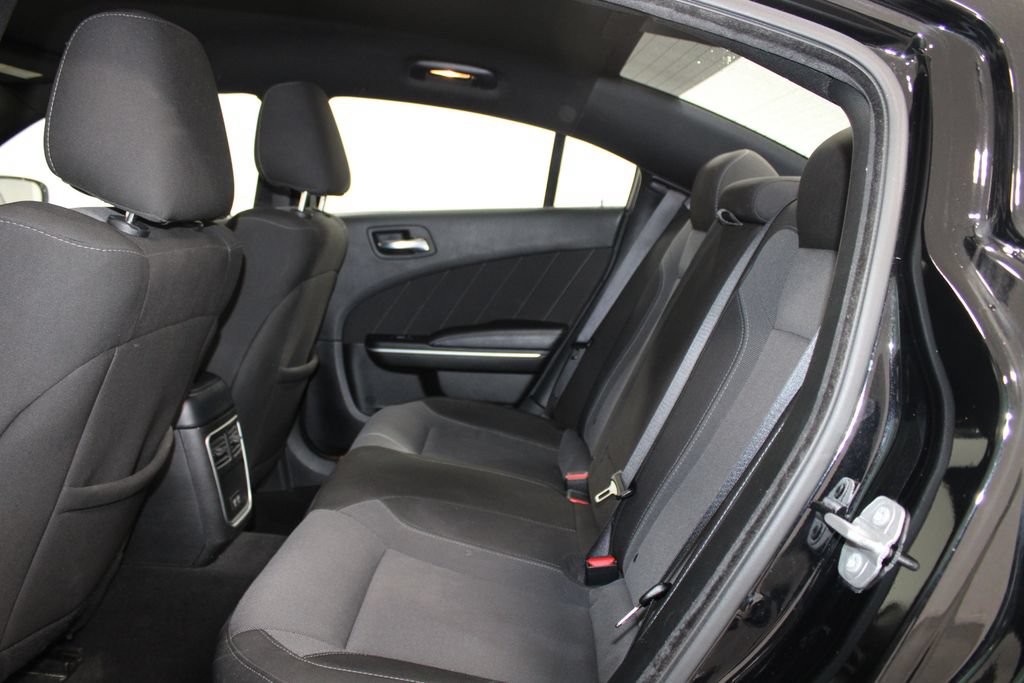 Used 2022 Dodge Charger SXT RWD image 21